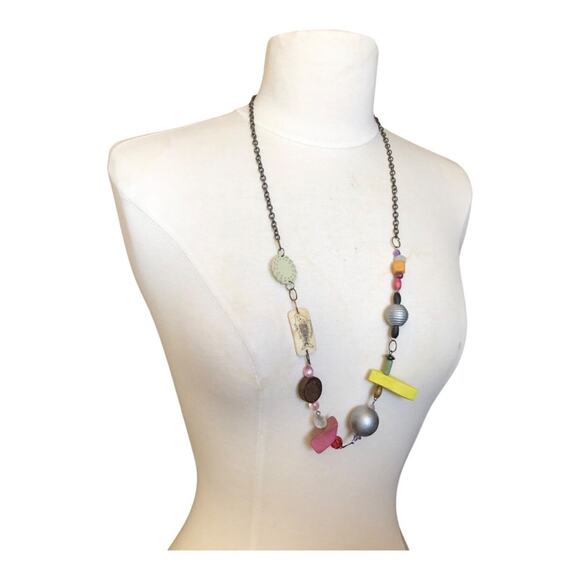 Vintage 1980’s Bohemian Multi Colors Shapes Materials Beaded Statement Necklace - Picture 3 of 9